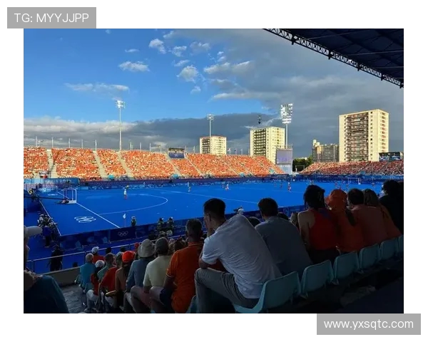 中国足球迎战马尔代夫期待精彩对决全力争胜展现团队实力